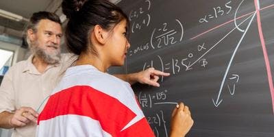 IB Maths IA: 60 Examples and Guidance