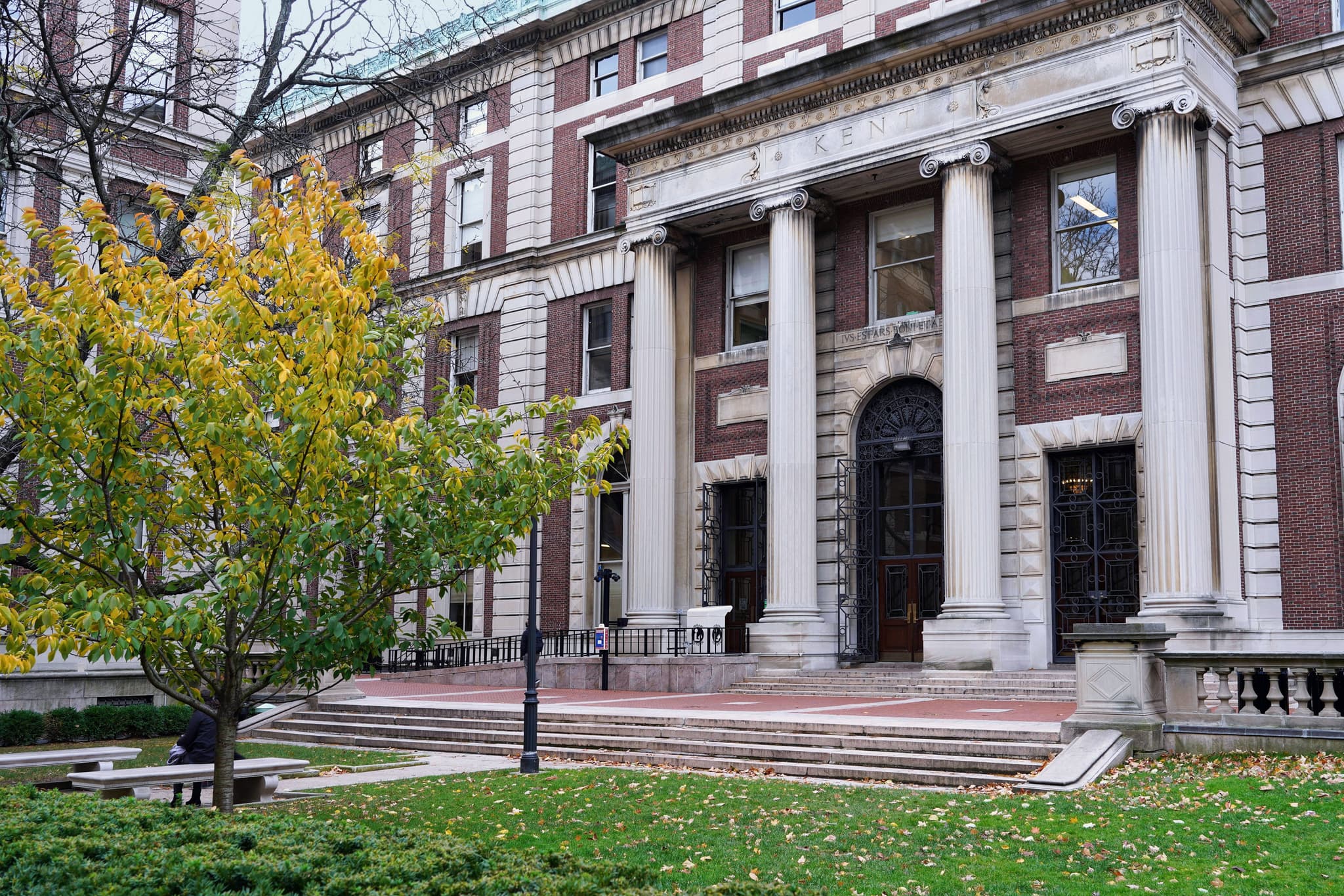 Top 10 Law School Rankings in the US 2025 - TutorChase